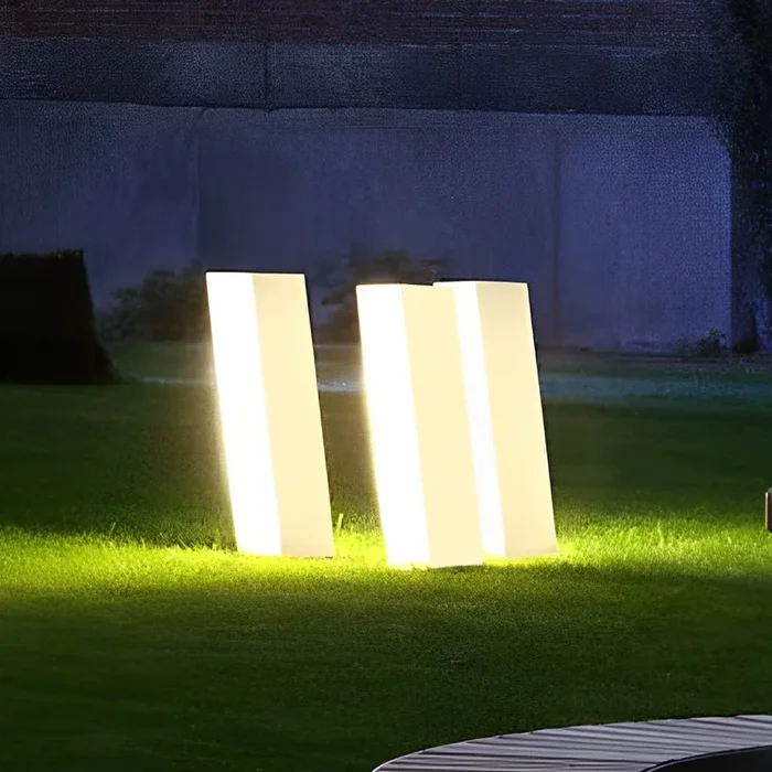 Artistic Cuboid Inclined LED Outdoor Lawn Lamp