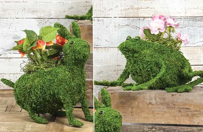 *LARGE* Bunny and Frog Moss Covered Planter – Decor Steals