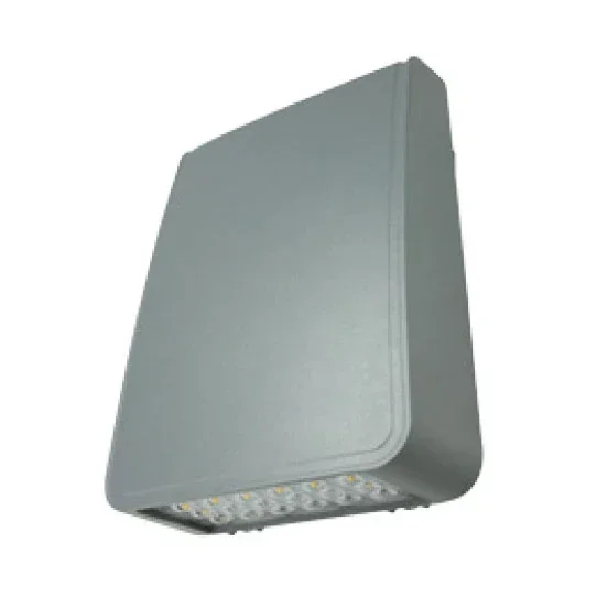 Trace-Lite Medium Die-Cast Aluminum LED Wall Pack 40W 347-480Vac Voltage Sensing Dimming Driver Type III 4000K Silver Finish (WLZ4-3-HVS-4K-SV)